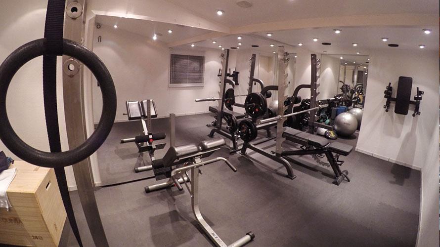 Fitness room Julia Rick - gym mirror