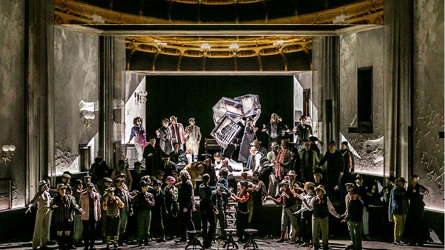 Semperoper Dresden, Hoffmann's Tales - opera mirror