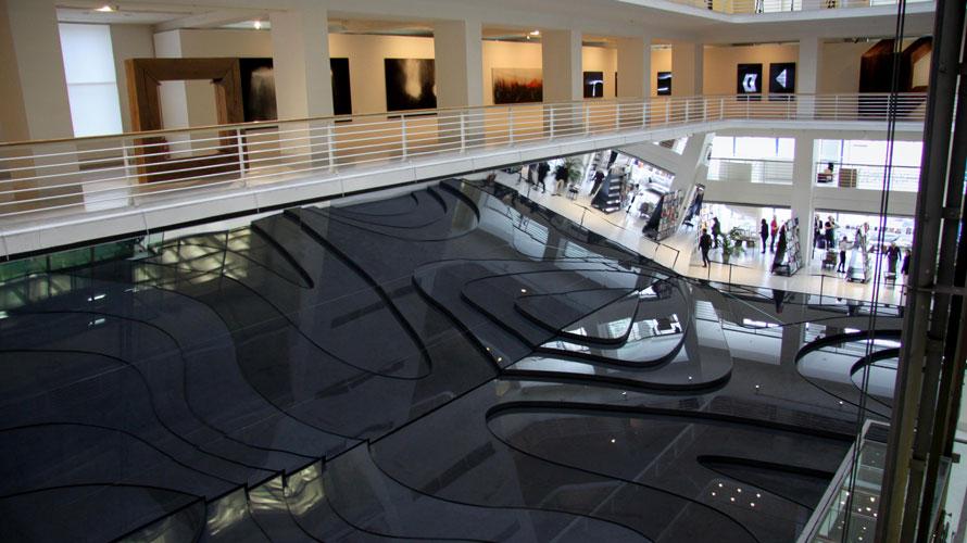 Magdalena Jetelová, Touch of Time, National Gallery Messepalast Prague - mirror installation